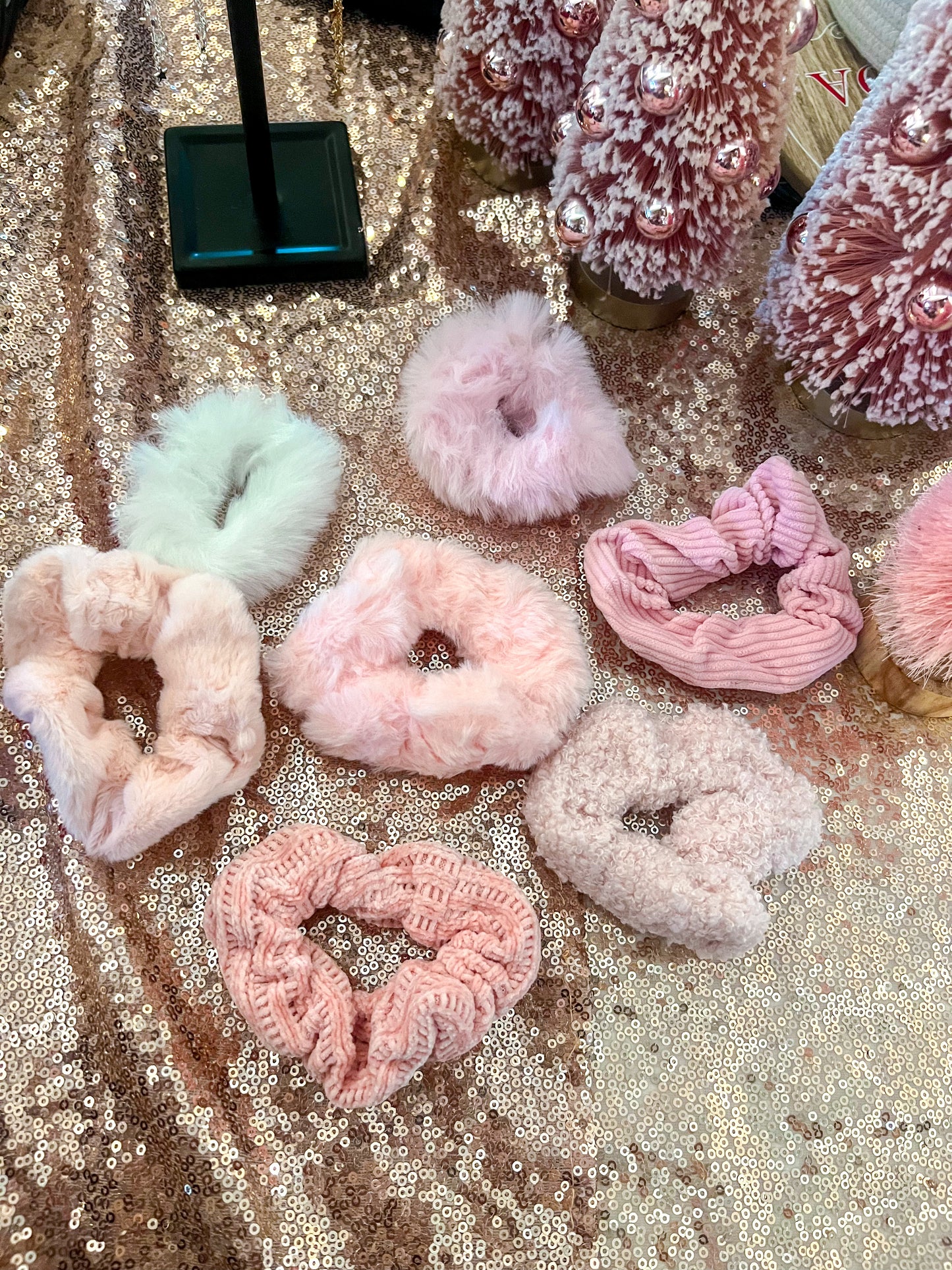 Pink scrunchie mix