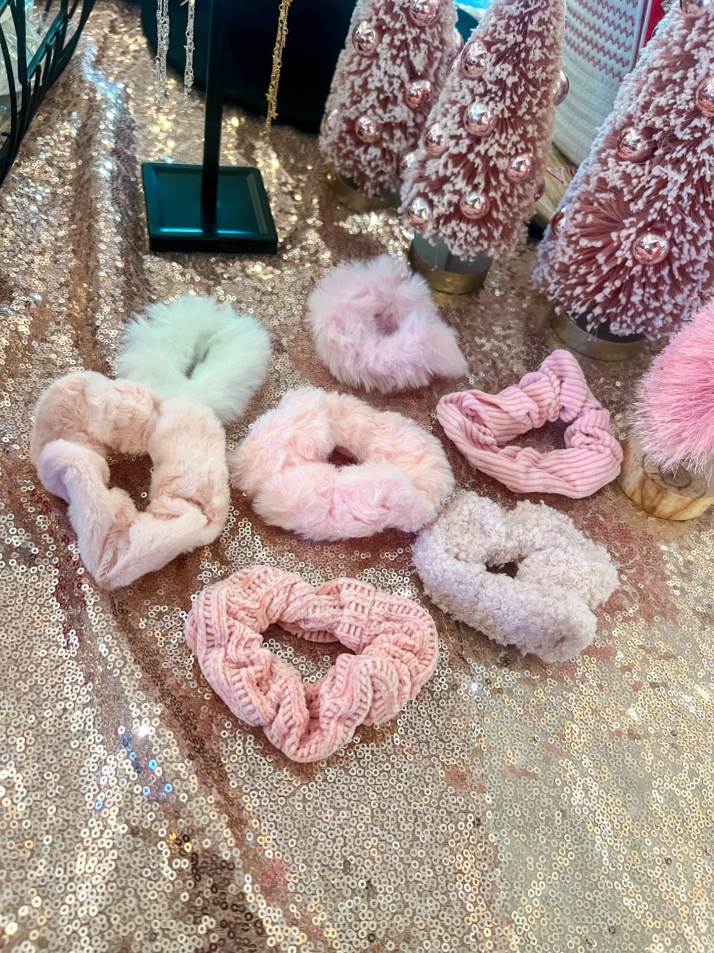 Pink scrunchie mix